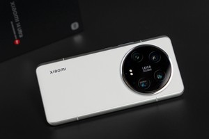  Xiaomi 14 Ultra Gets HyperOS 2.2 Stable Update in India with Major Camera and UI Changes