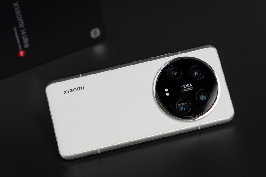  Xiaomi 14 Ultra Gets HyperOS 2.2 Stable Update in India with Major Camera and UI Changes