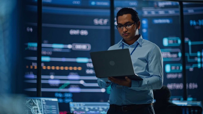 India Among Top 10 Global Tech Markets in 2025, Leads Asia in Talent Availability