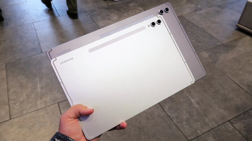 Samsung Galaxy Tab S11 Ultra Design Leaks Reveal Sleek Body and Massive 14.6 Inch OLED Display